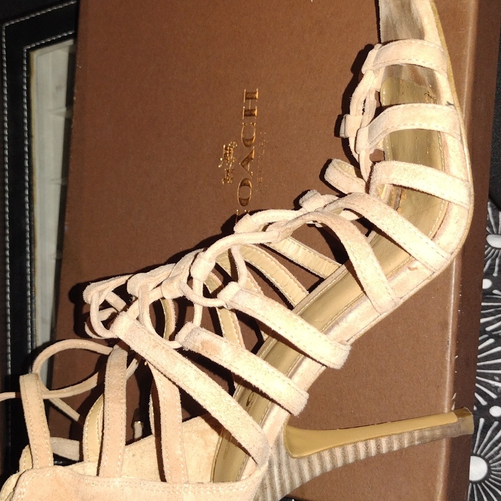 Coach Salvadoran suede heels sz.7